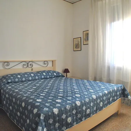 Lombardi Abbeveratoia شقة بارما