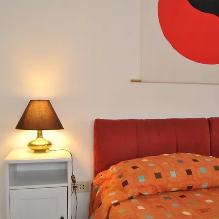 Lombardi Abbeveratoia Apartment