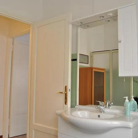 Lombardi Abbeveratoia Apartment Parma