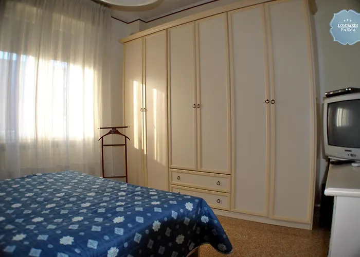 Lombardi Abbeveratoia Apartament Parma